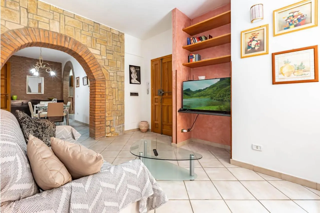 Scalette- Cagliari Historic Central Apartment! Apartment